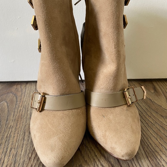 Beige Aldo booties - Picture 5 of 8